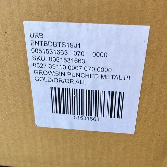 NWT Urban Outfitters Gold Planter - Picture 3 of 5